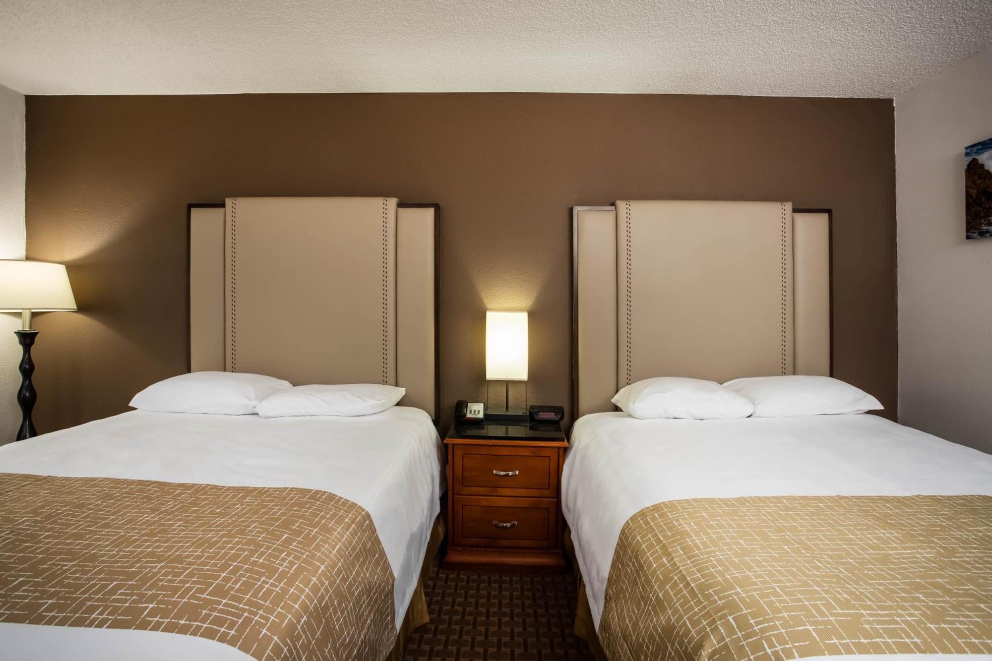 Travelodge By Wyndham Fort Wayne North Exterior foto